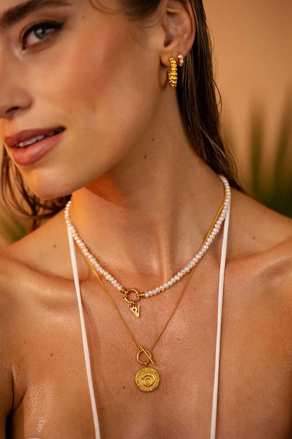 Allure Pearl Necklace Gold