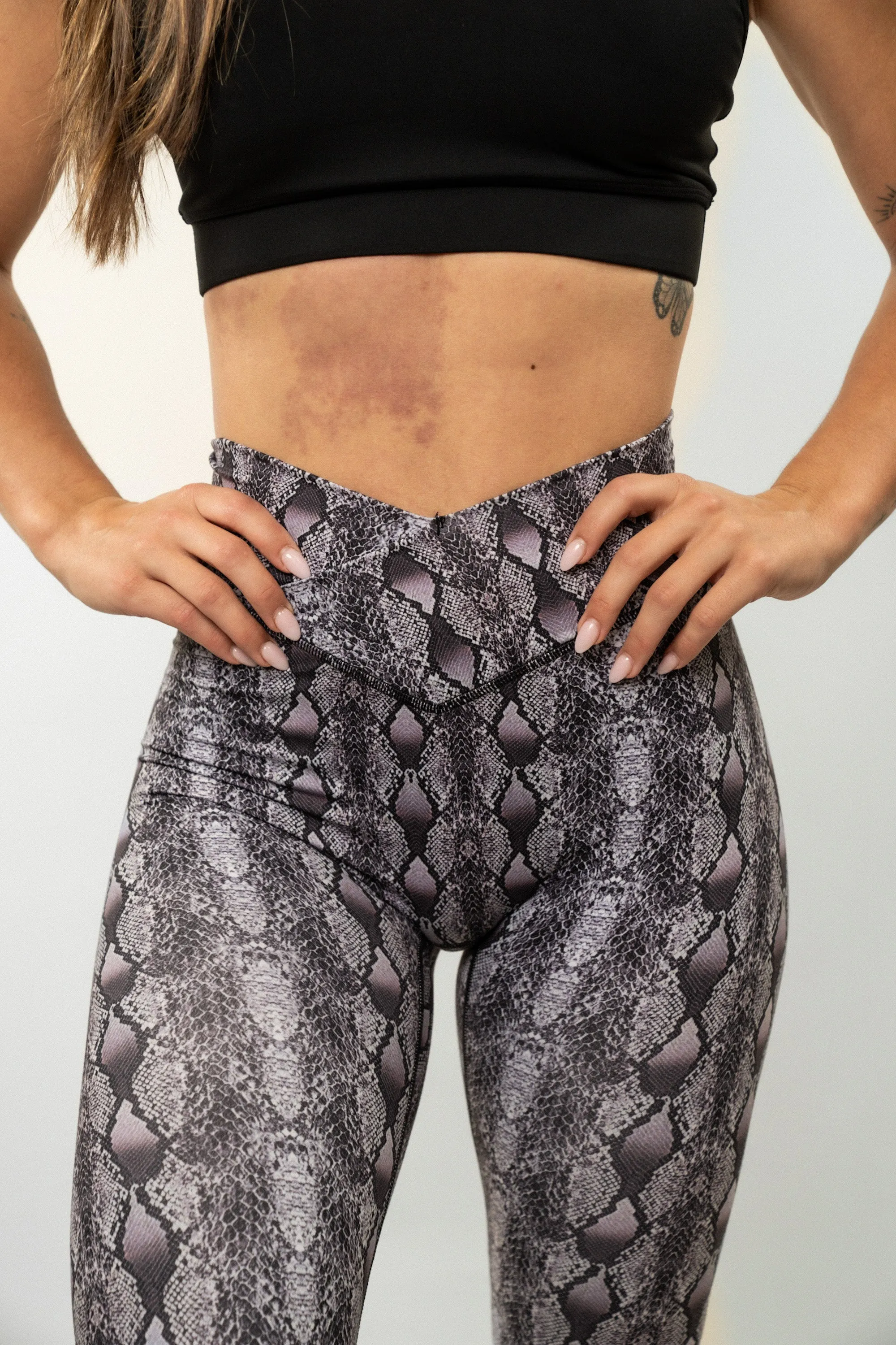 Effortless Vortex Classic Leggings - Purple Python