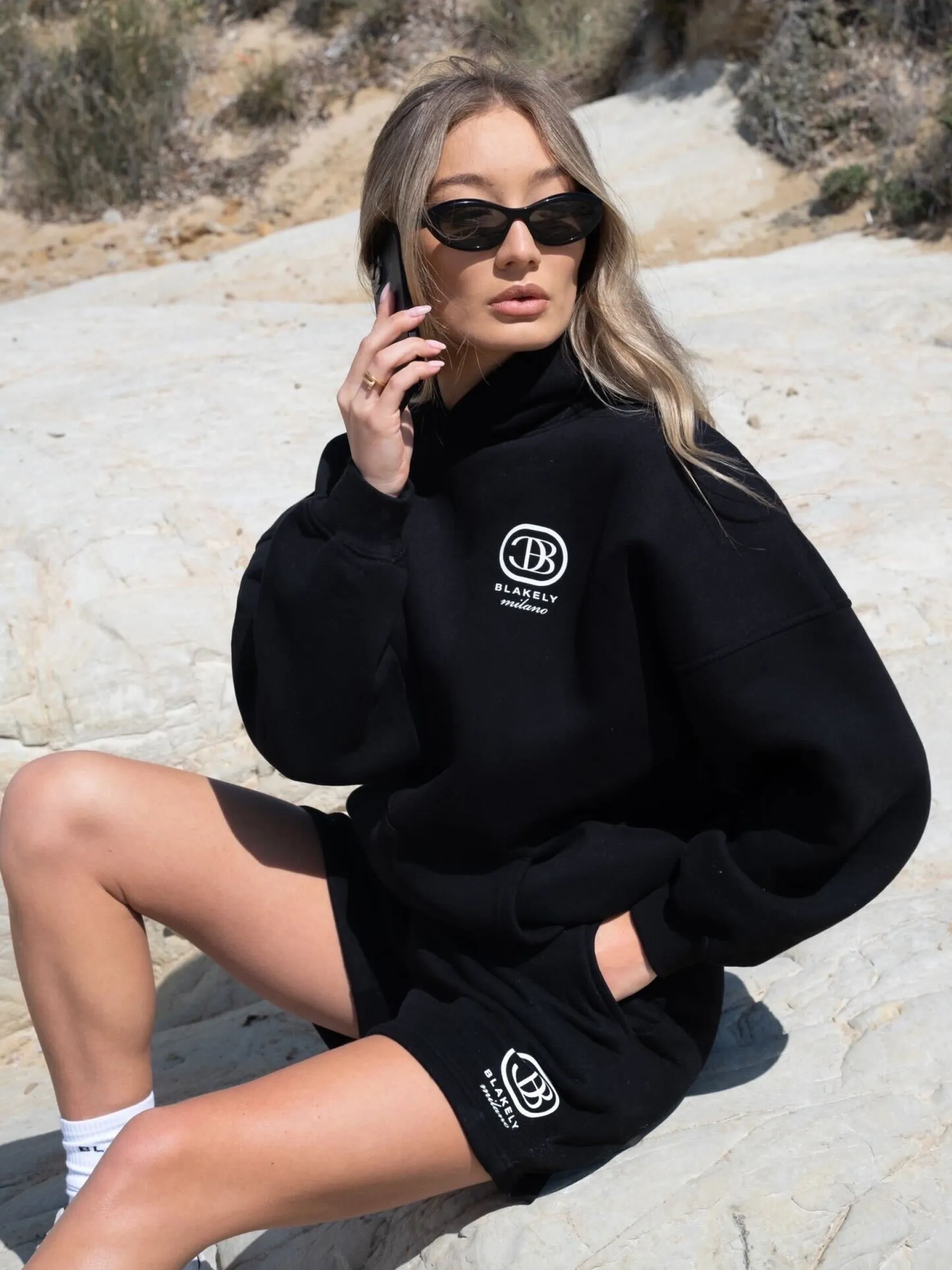 Milano Oversized Hoodie - Black