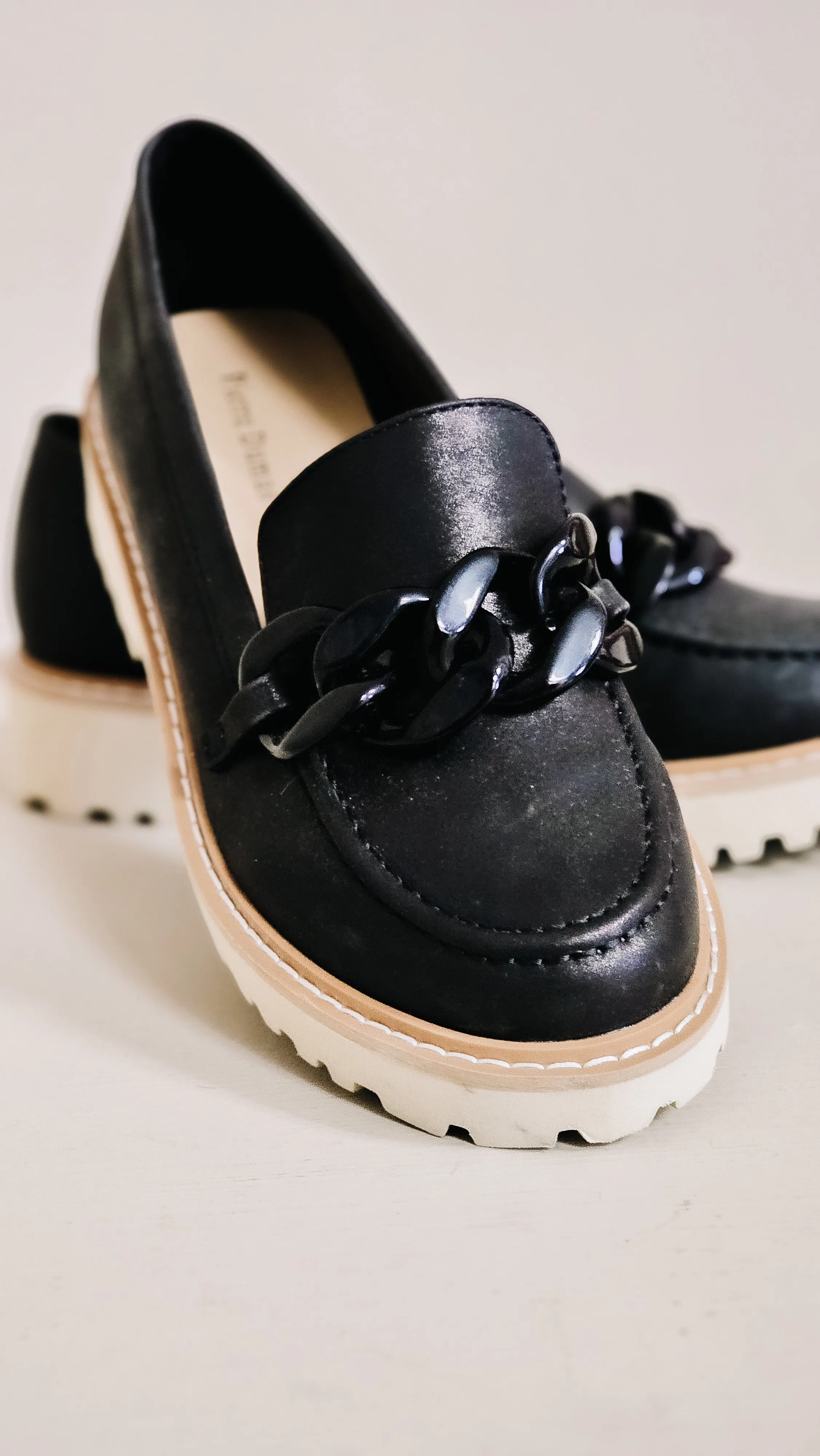 Mora Loafer Shoes | Black