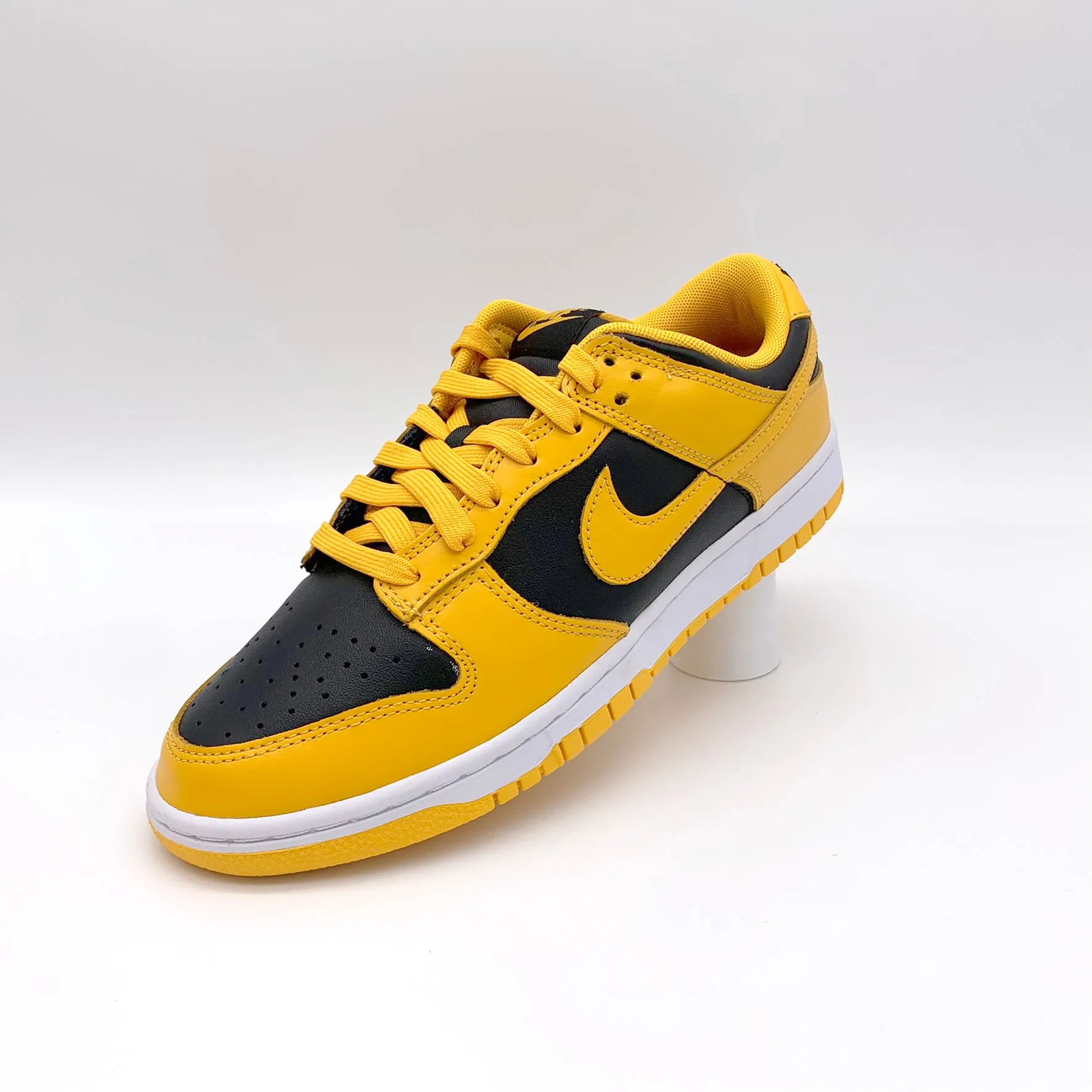 Nike Dunk Low Championship Goldenrod