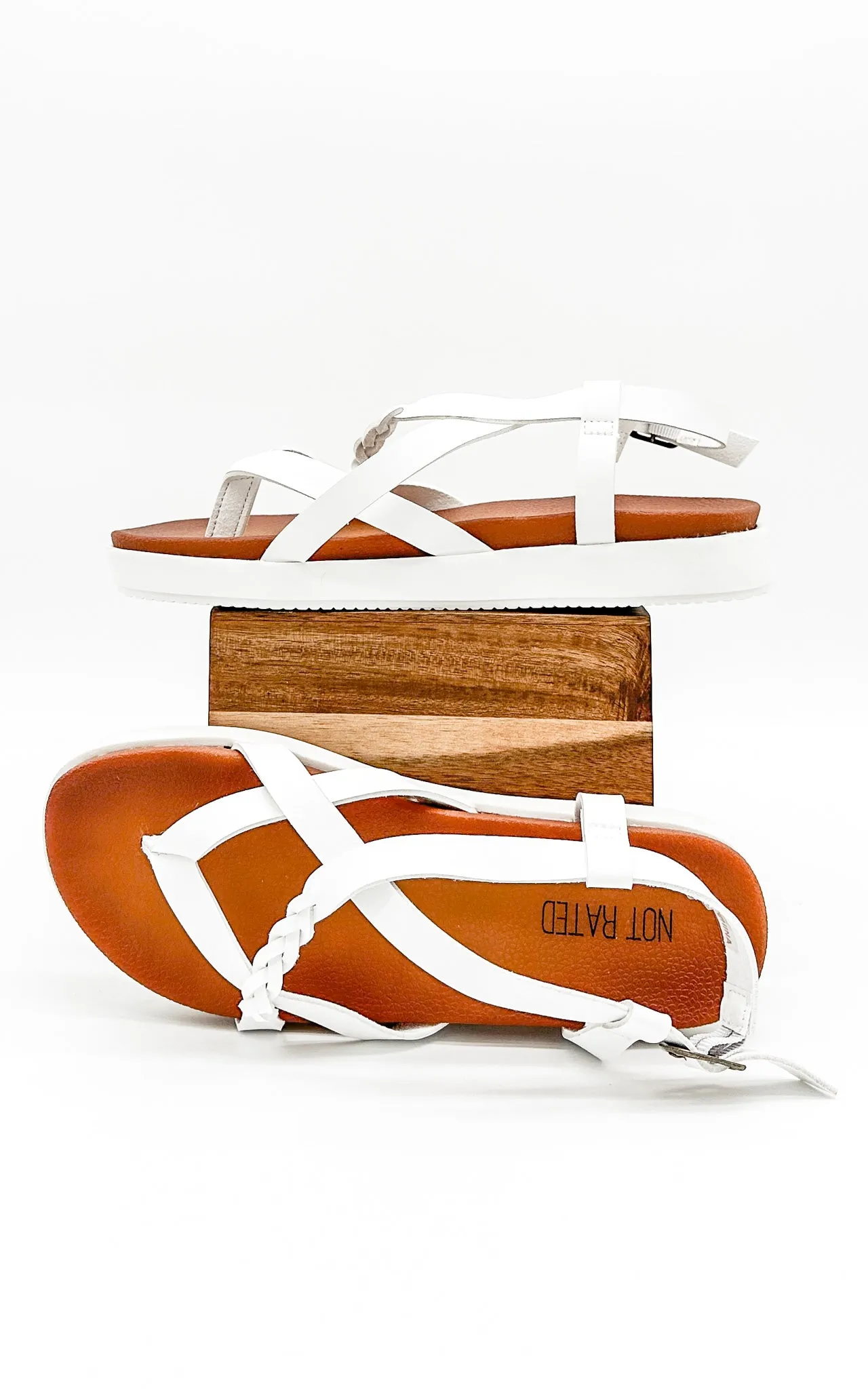 Sela Sandal in White