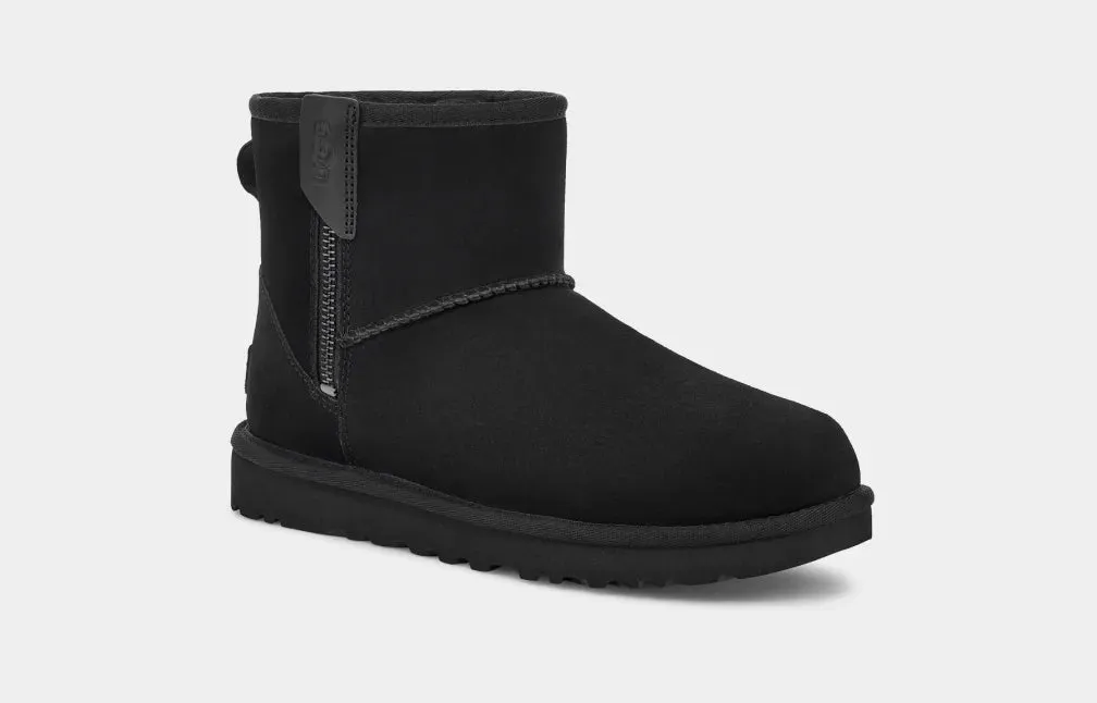 UGG Classic Mini Bailey Zip