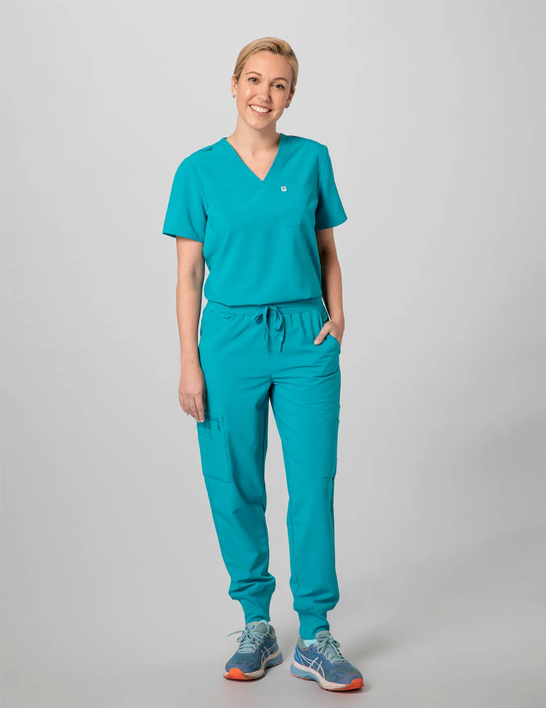 Womens 2-Pocket V-Neck Scrub Top